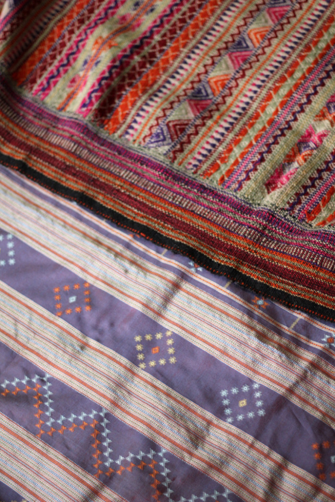 Craftsman-Bhuj-Bhujodi-Gujarat-textile-weaving-artisan-karigar-dyeing-cotton-warping-kaatch-Shamji